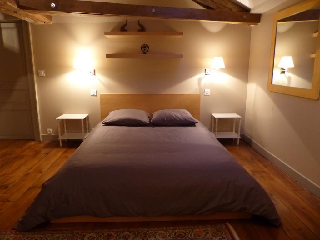 Bed and Breakfast Le Domaine De Panissac Berneuil  Pokoj fotografie