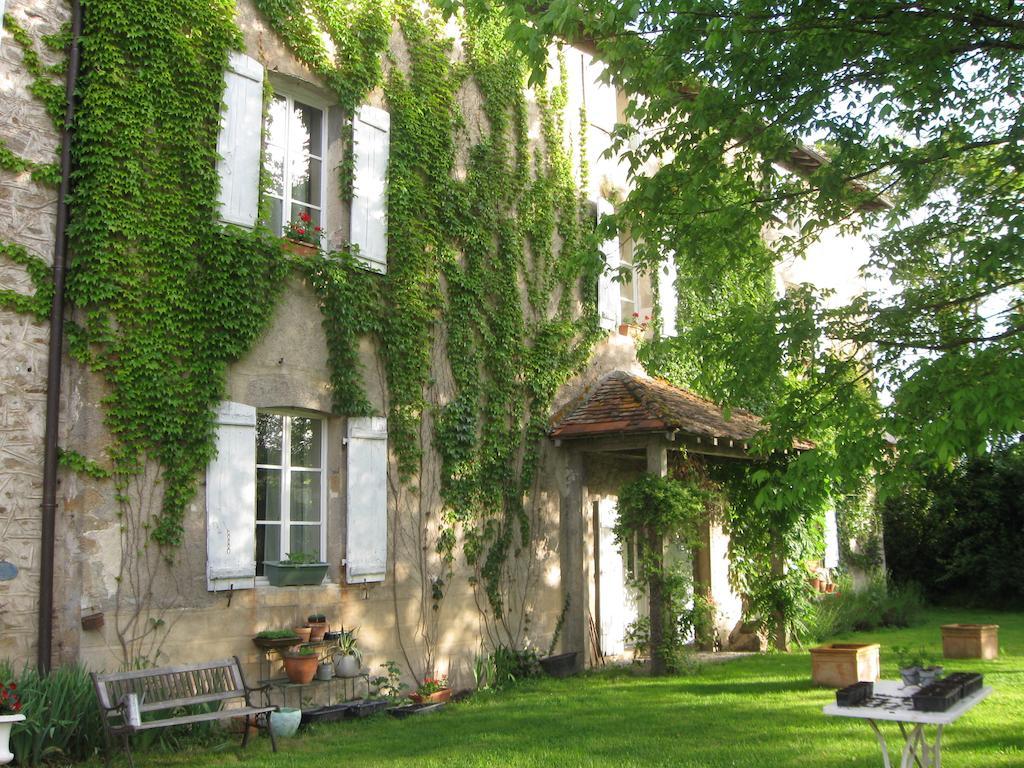 Bed and Breakfast Le Domaine De Panissac Berneuil  Exteriér fotografie