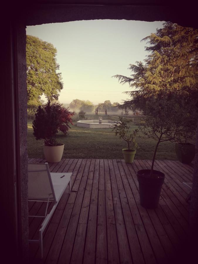 Bed and Breakfast Le Domaine De Panissac Berneuil  Exteriér fotografie